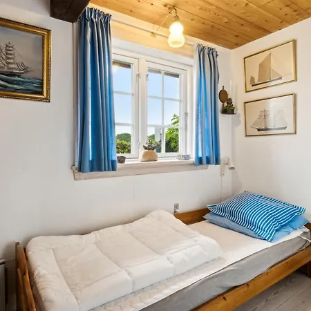Leoni - 115m From The Sea By Interhome Holiday home Svaneke